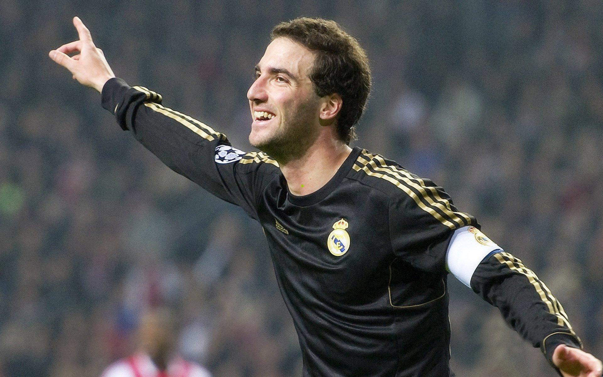 开云中国-阿根廷门将轮换引关注，教练组确认马丁内斯缺席系战术安排，意在考察替补人选